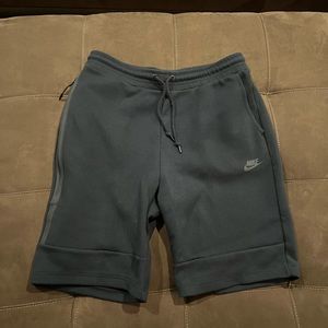 Nike Tech Fleece Shorts